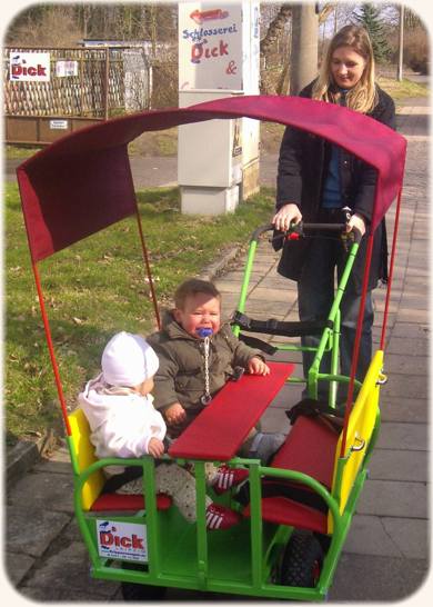 Iris mit 2 Kindern